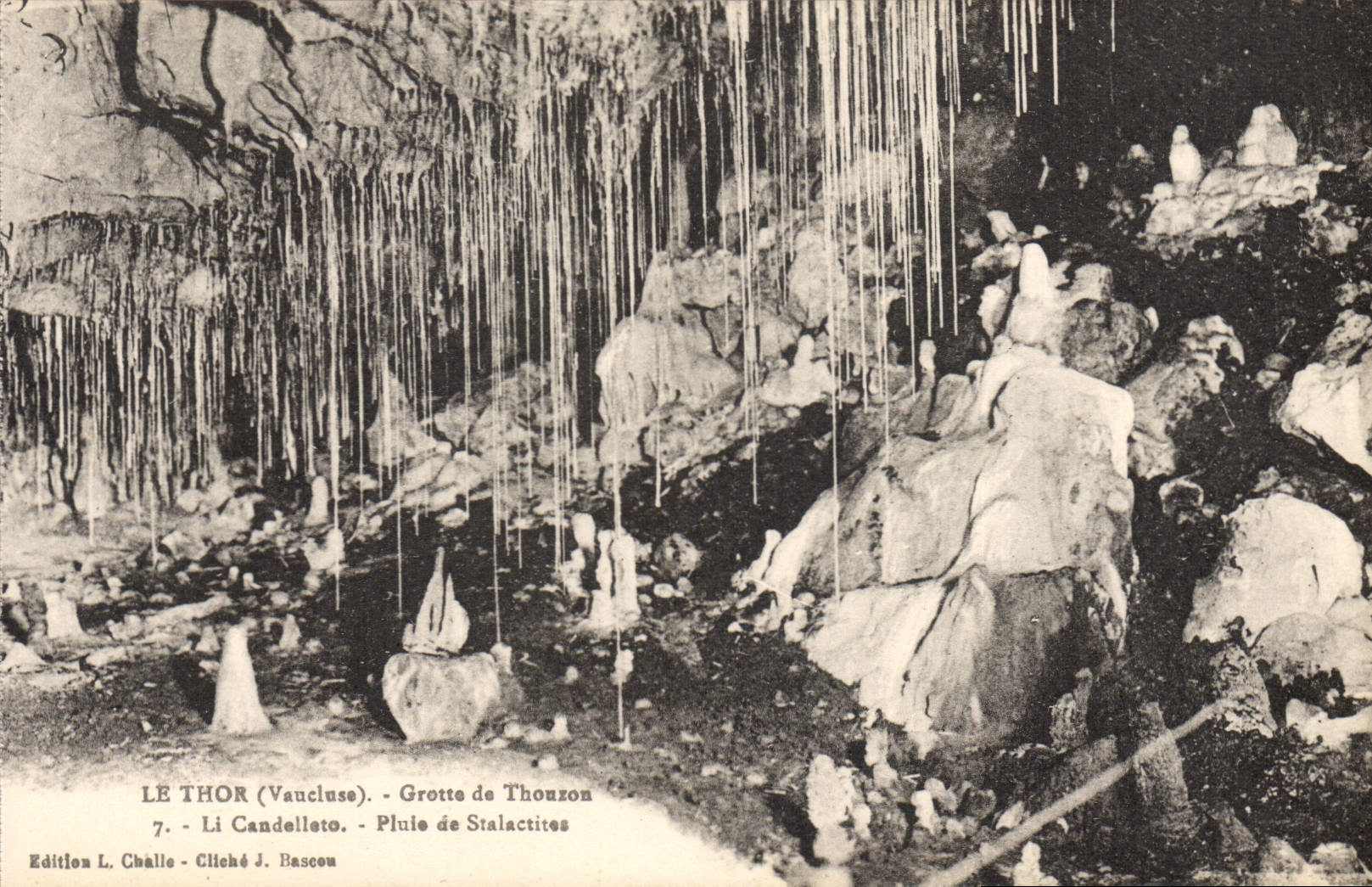 Vintage Postcard Cave of Thouzon Rain of stalactites Thor Caves