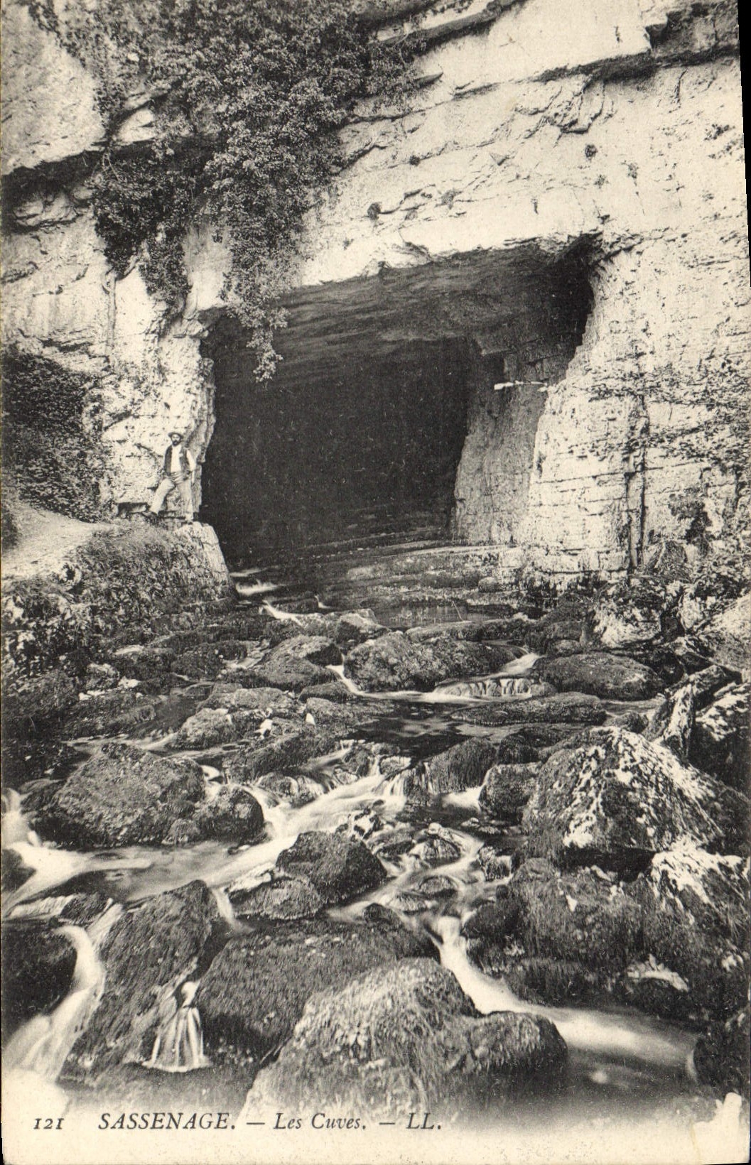 CPA Grotte Grottes Sassenage Les cuves