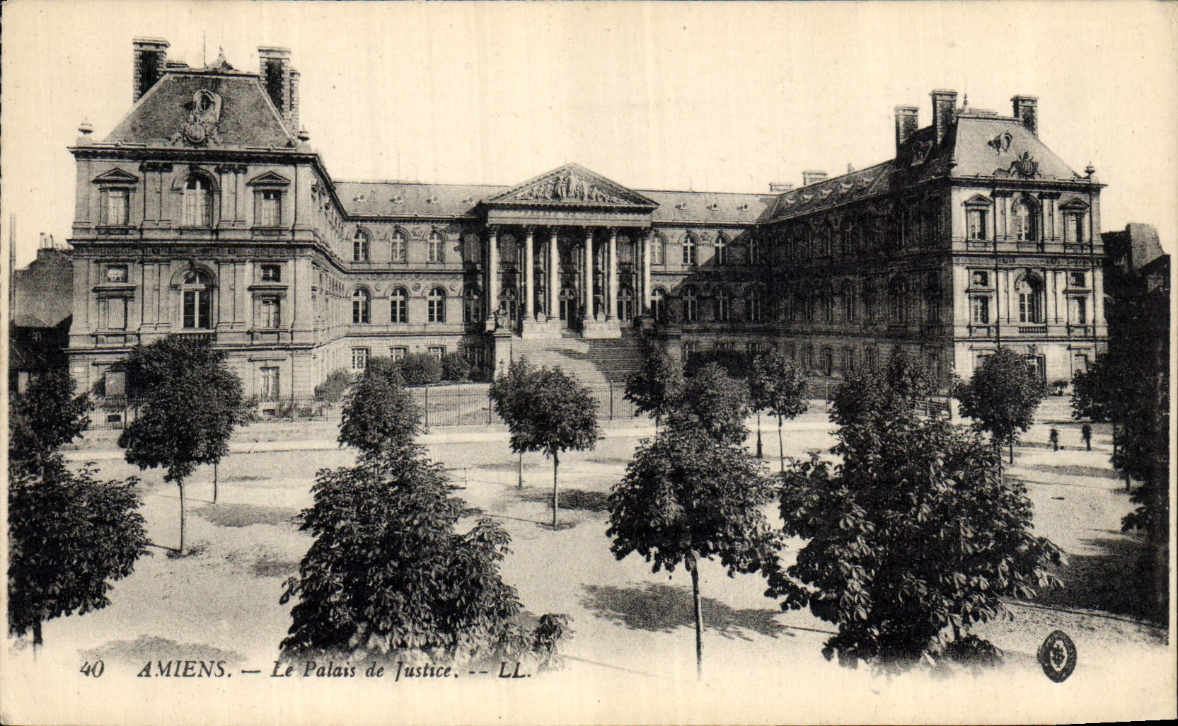 CPA Palais de Justice Amiens 