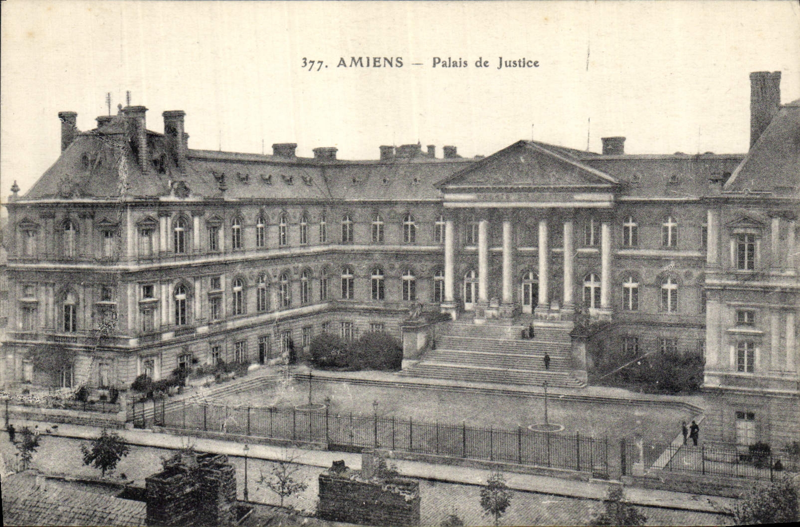 CPA Palais de Justice Amiens