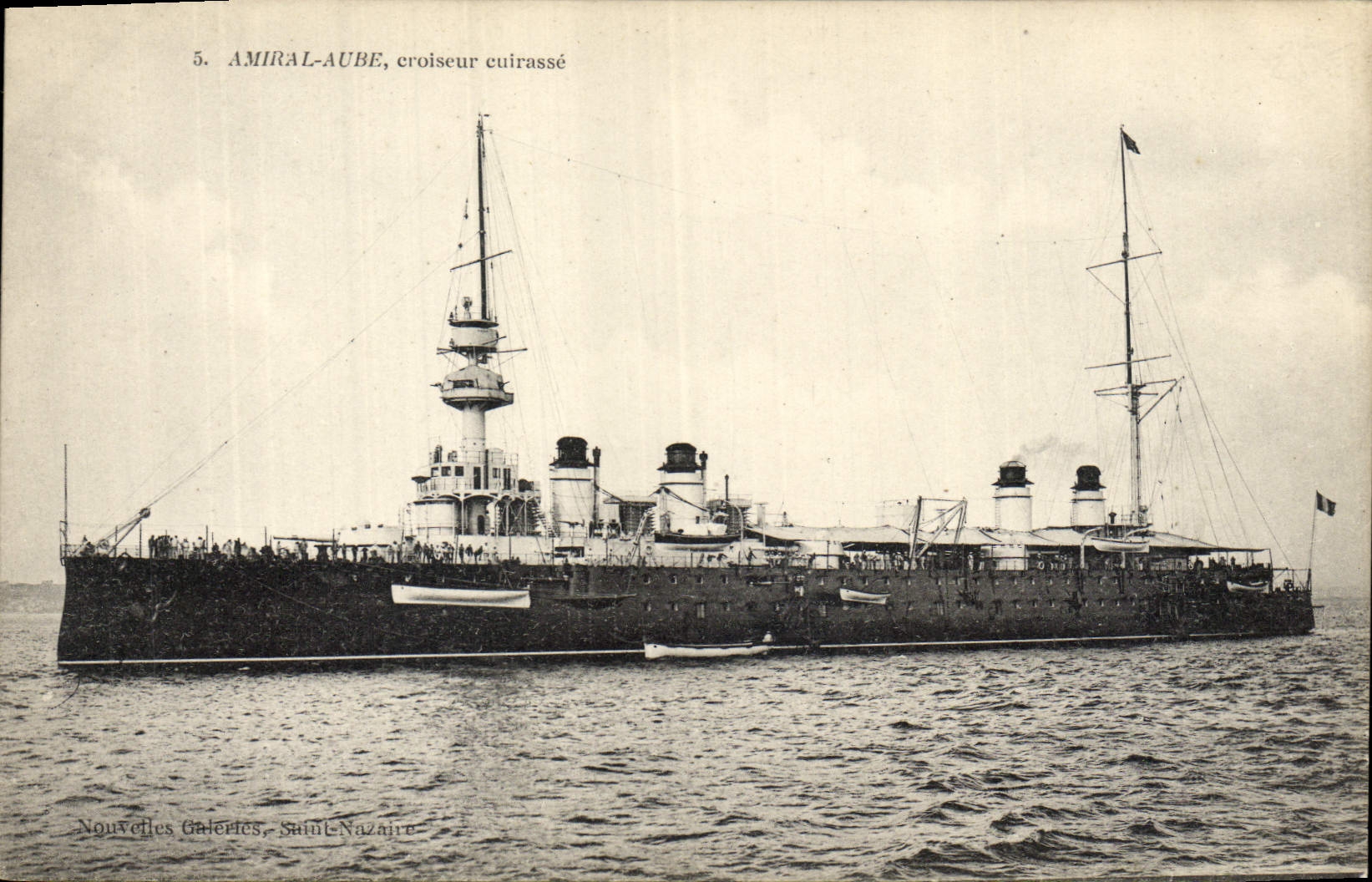 CPA Bateau de Guerre Amiral Aube Croiseur Cuirasse