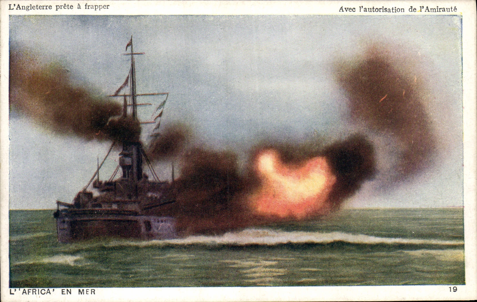 CPA Bateau de Guerre L'Africa en mer 