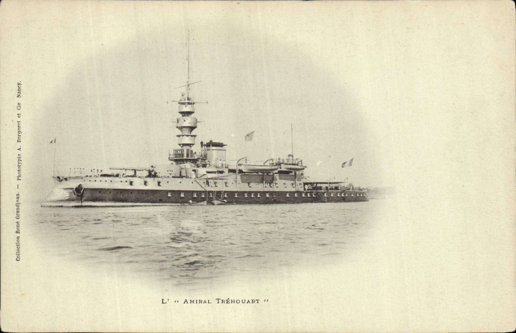 CPA Bateau de Guerre Amiral Trehouart