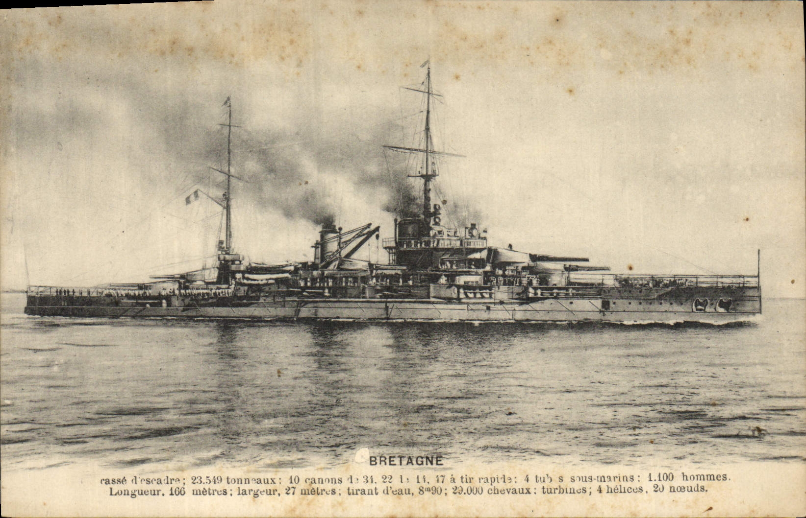 CPA Bateau de Guerre Bretagne Cuirasse d'escadre