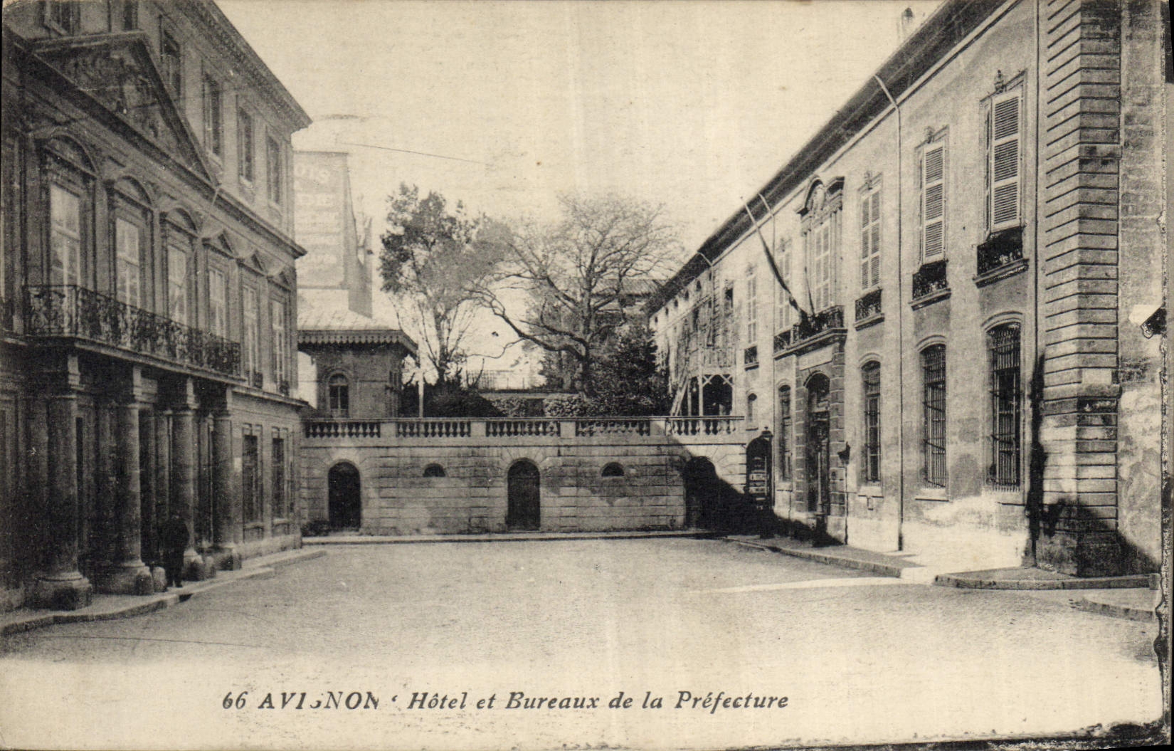Vintage Postcard Prefecture Avignon Hotel and Offices of the Prefecture