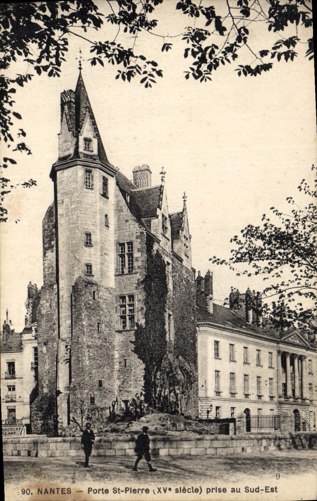 Vintage Postcard Chateau Nantes Carries St Pierre taken of the south East