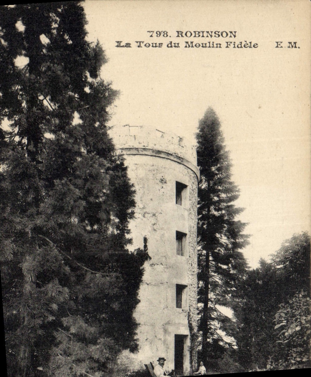 CPA Chateau Robinson La tour du Moulin Fidele