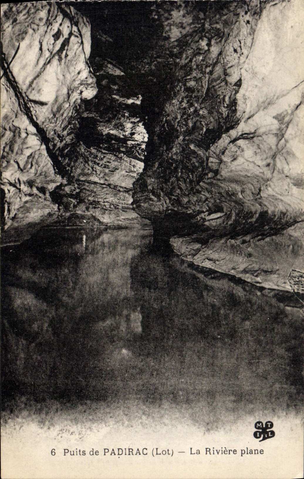 Vintage Postcard Cave Caves Well of Padirac the plane river