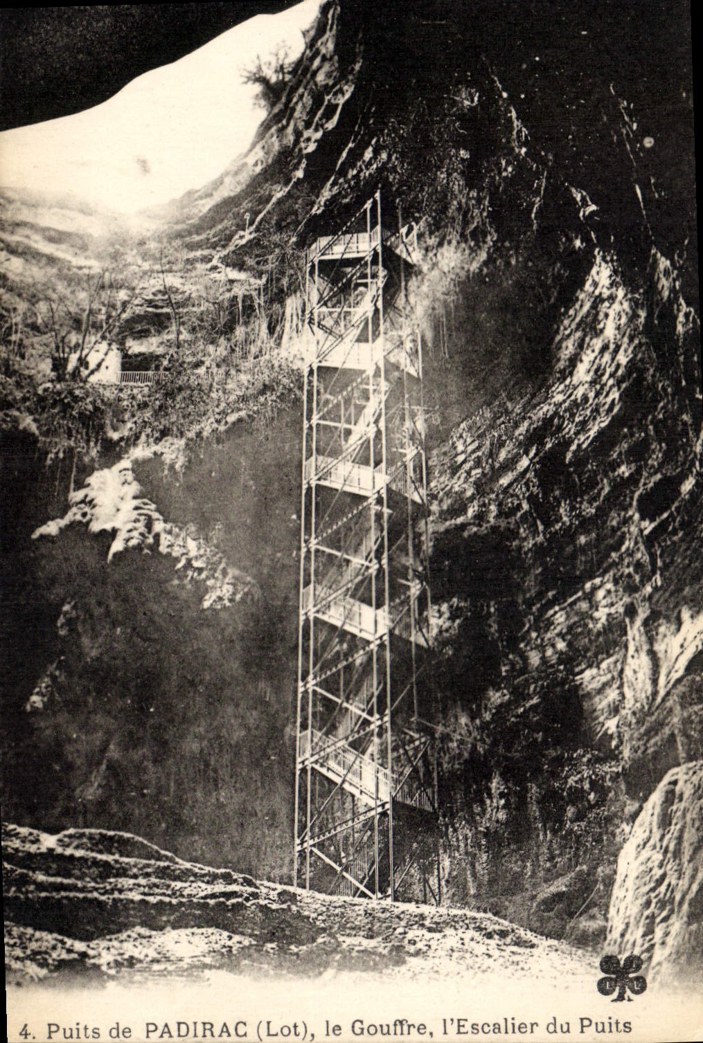 Vintage Postcard Cave Caves Well of Padirac the Pit the staircase of the well
