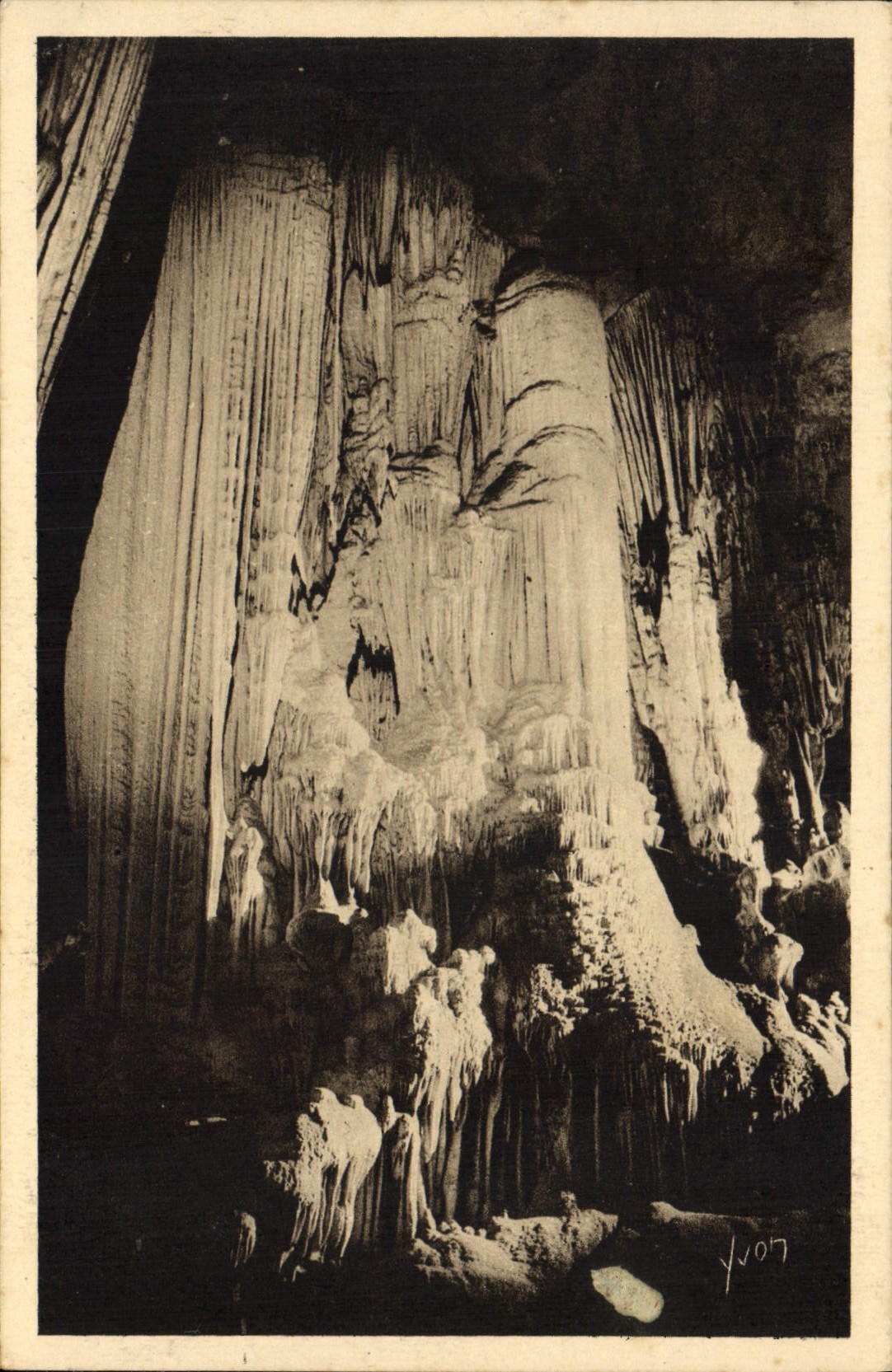 Vintage Postcard Cave Caves Surroundings of Montpellier Cave of the young ladies the marvellous cave large organ