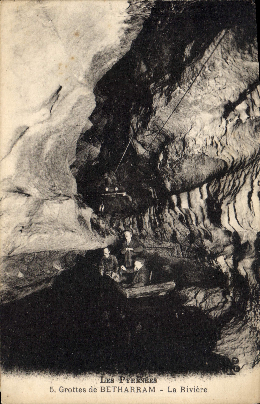 CPA Grotte Grottes de Betharram La riviere