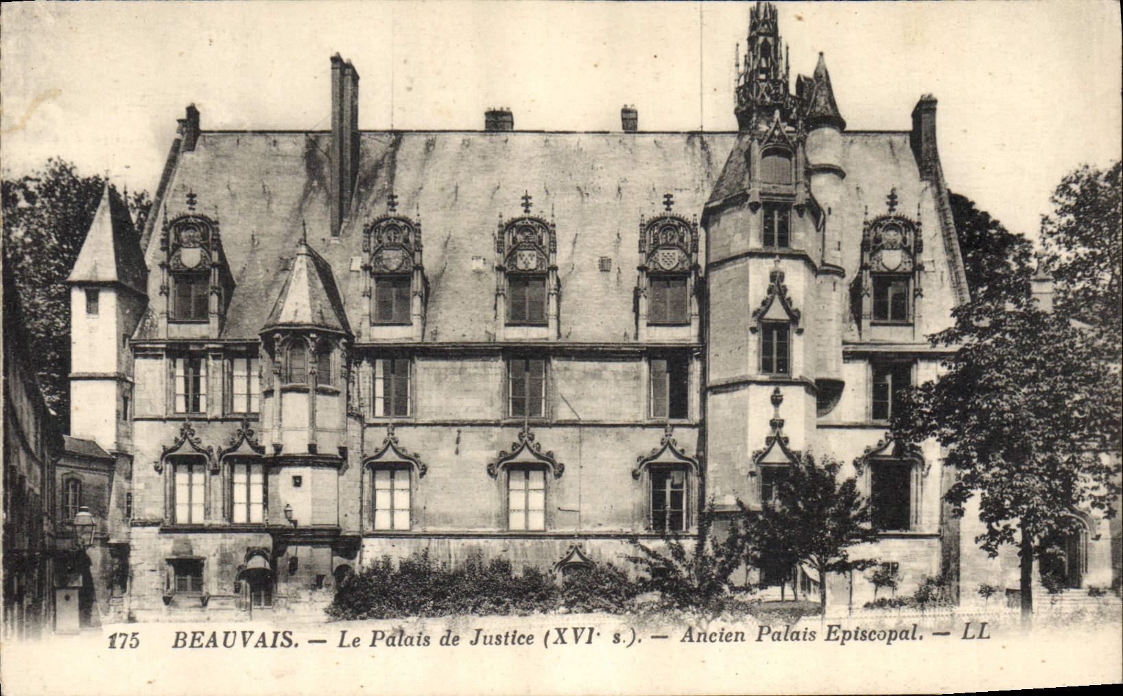 CPA Palais de Justice Beauvais Ancien Palais Episcopal