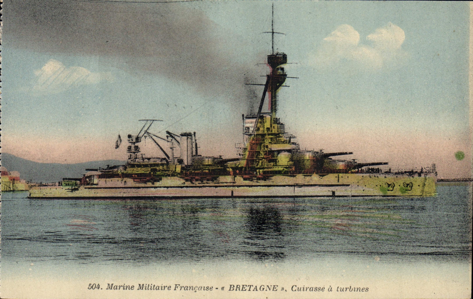 CPA Bateau de Guerre Bretagne Cuirasse a turbines