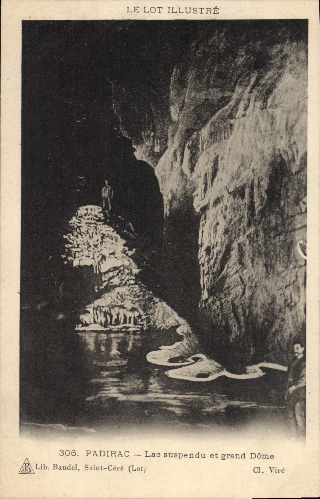 CPA Grottes Padirac Lac suspendu et grand Dome
