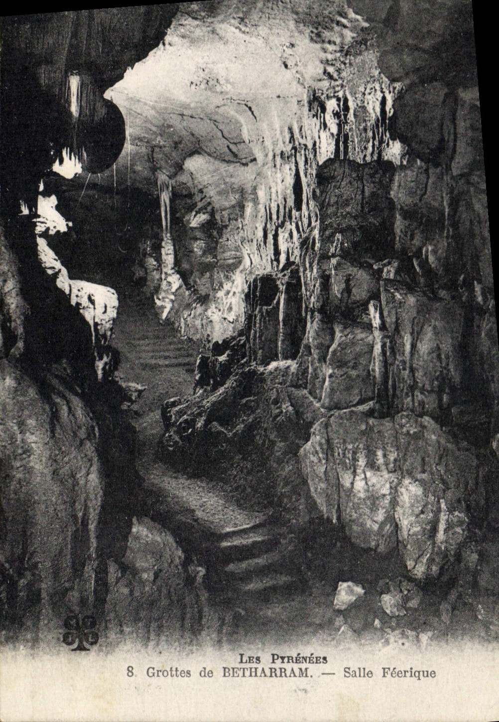 CPA Grottes de Betharram Salle feerique