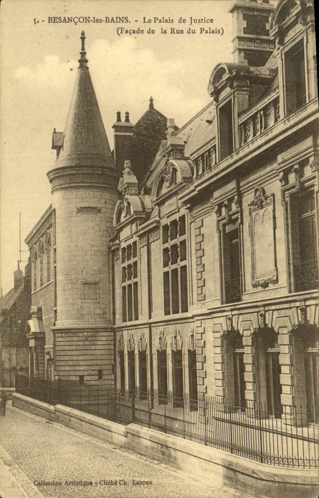 CPA Palais de Justice Facade de la Rue du palais Besancon