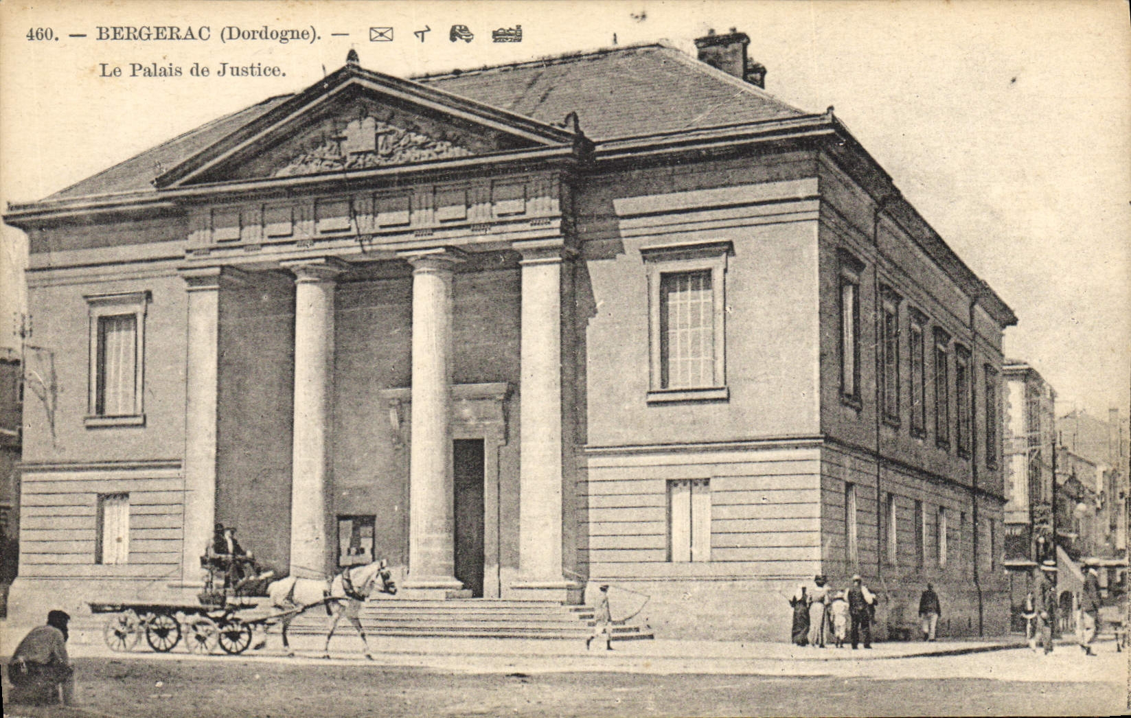 CPA Palais de Justice Bergerac Caleche Cheval