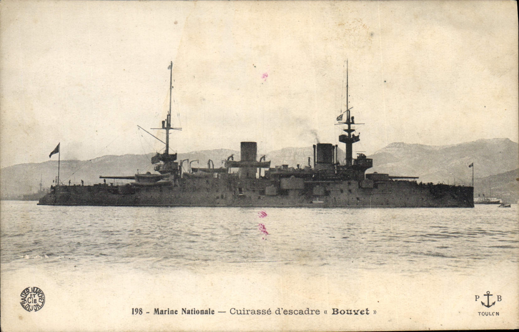 CPA Bateau de Guerre Cuirasse d'escadre Bouvet