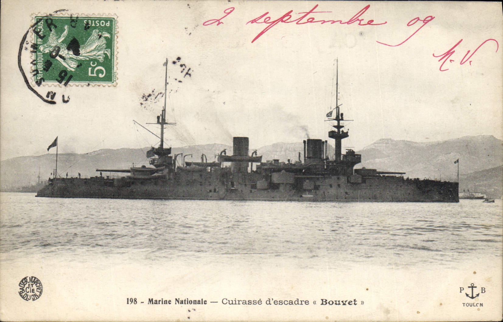 CPA Bateau de Guerre Bouvet Cuirasse d'escadre