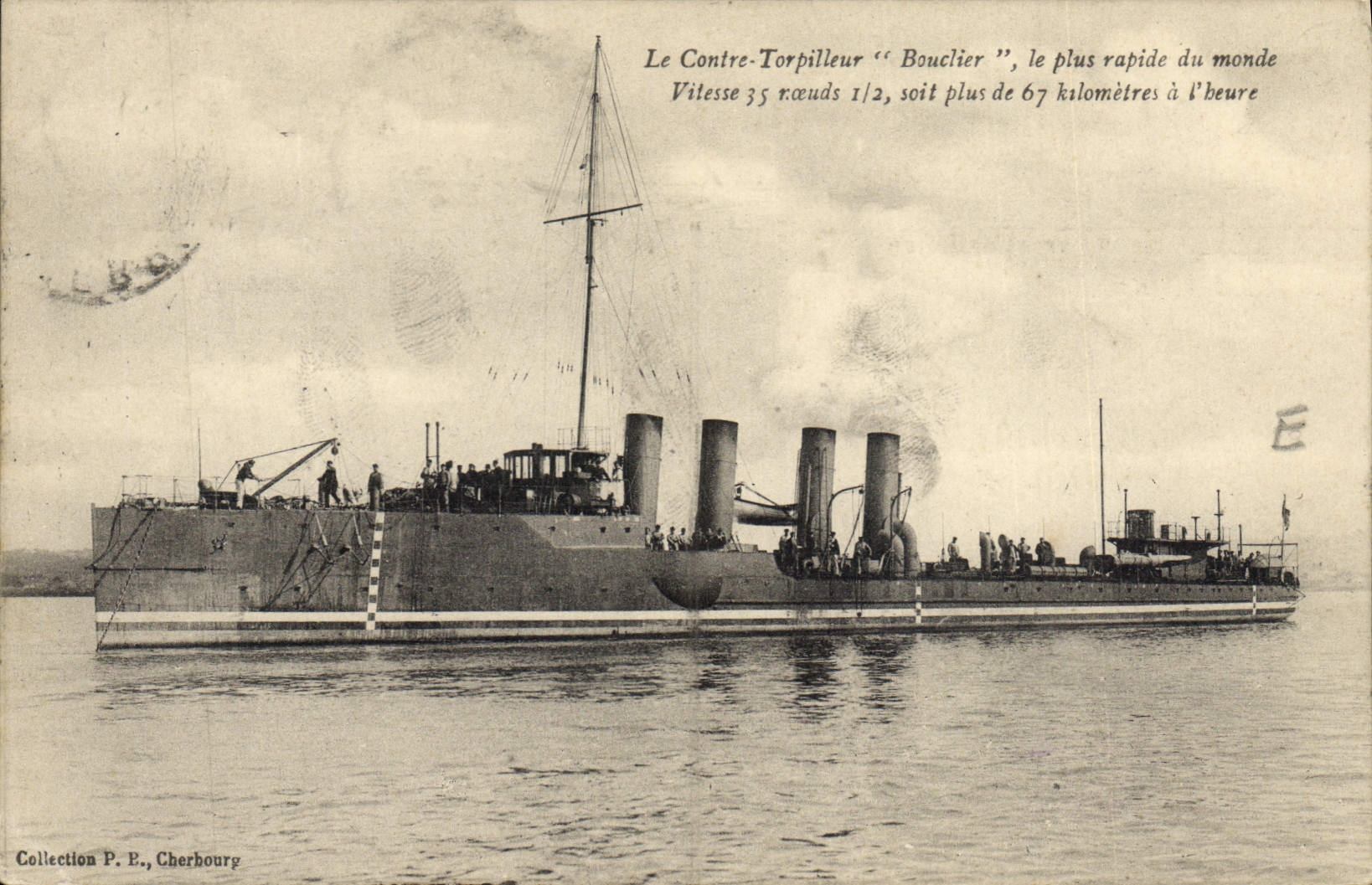 CPA Bateau de Guerre Le contre torpilleur Bouclier 