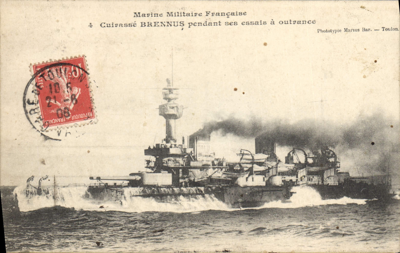 CPA Bateau de Guerre Cuirasse Brennus pendant ses essais de vitesse