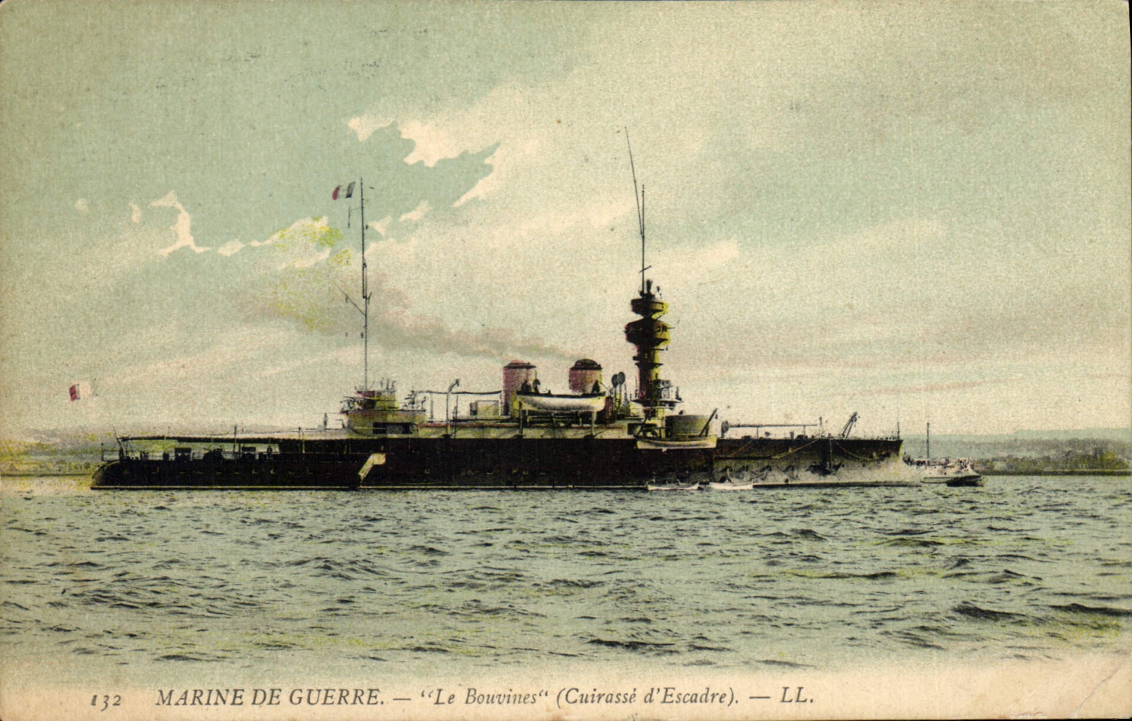 CPA Bateau de Guerre Le Bouvines Cuirasse d'escadre 
