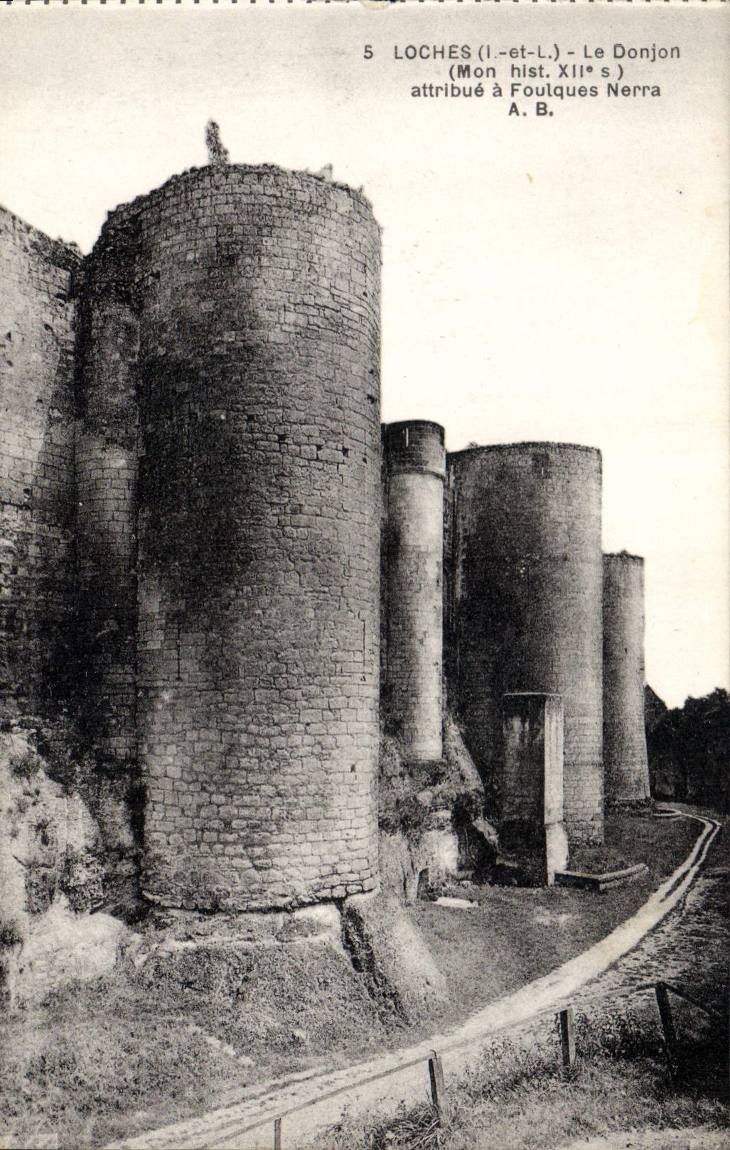 Vintage Postcard Castle Loaches the keep Nerra Coots