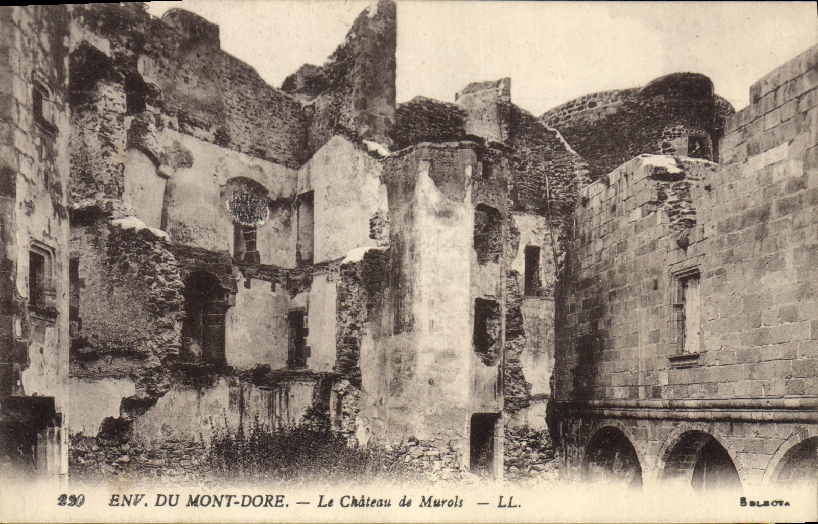 Vintage Postcard Chateau of Murols Environs of the Mount Gilds