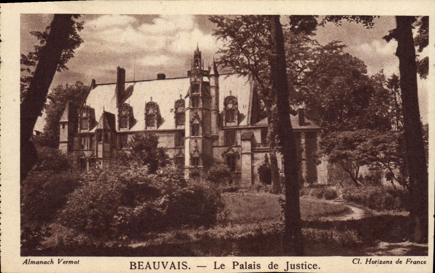 CPA Palais de Justice Beauvais