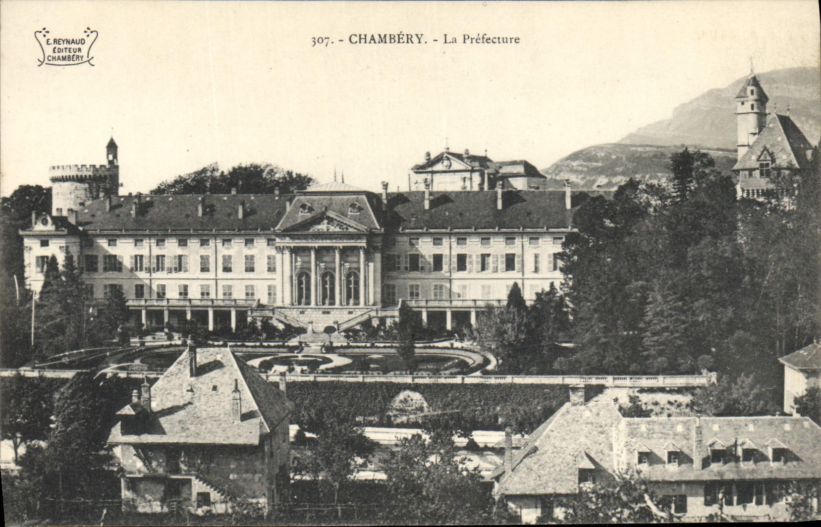 CPA Prefecture Chambery Ancien chateau des Ducs de Savoie