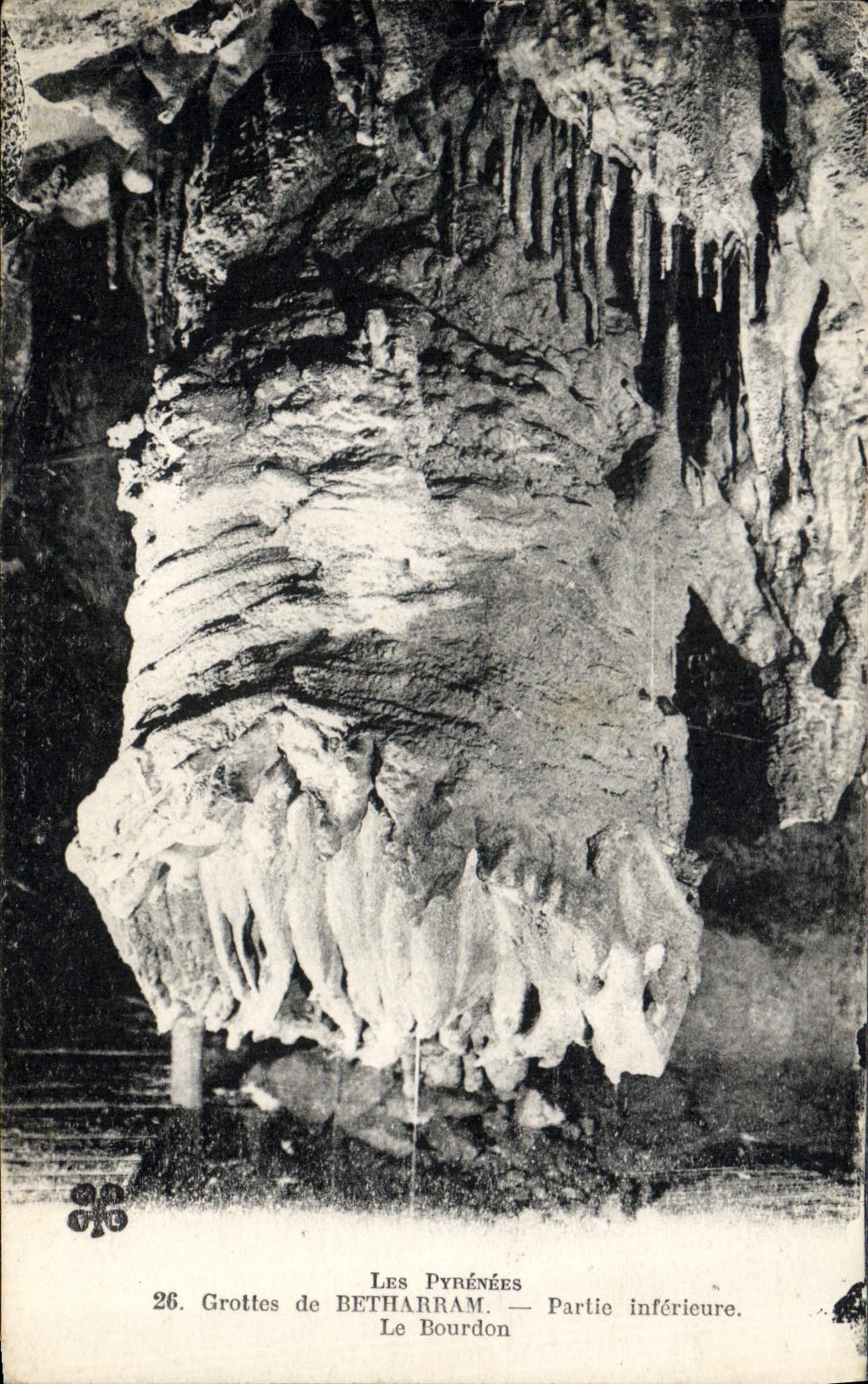 CPA Grotte Grottes de Betharram Partie inferieure Le Bourdon