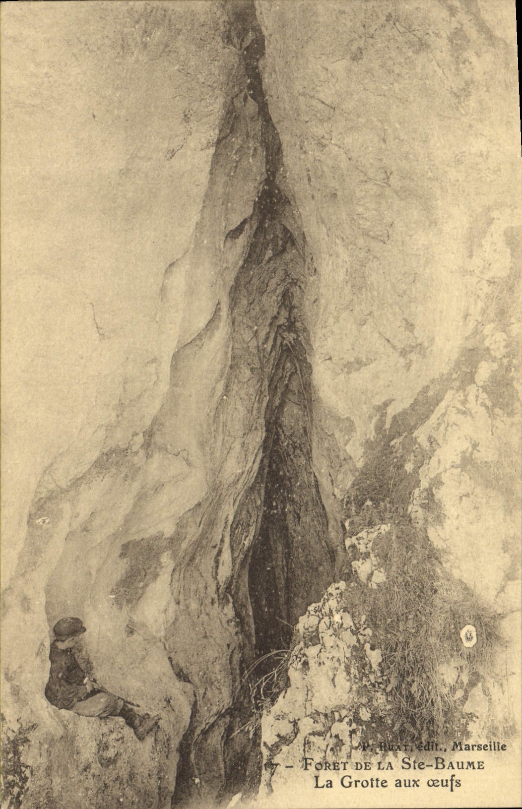 CPA Grotte Grottes Foret de la Ste Baume La grotte aux oeufs