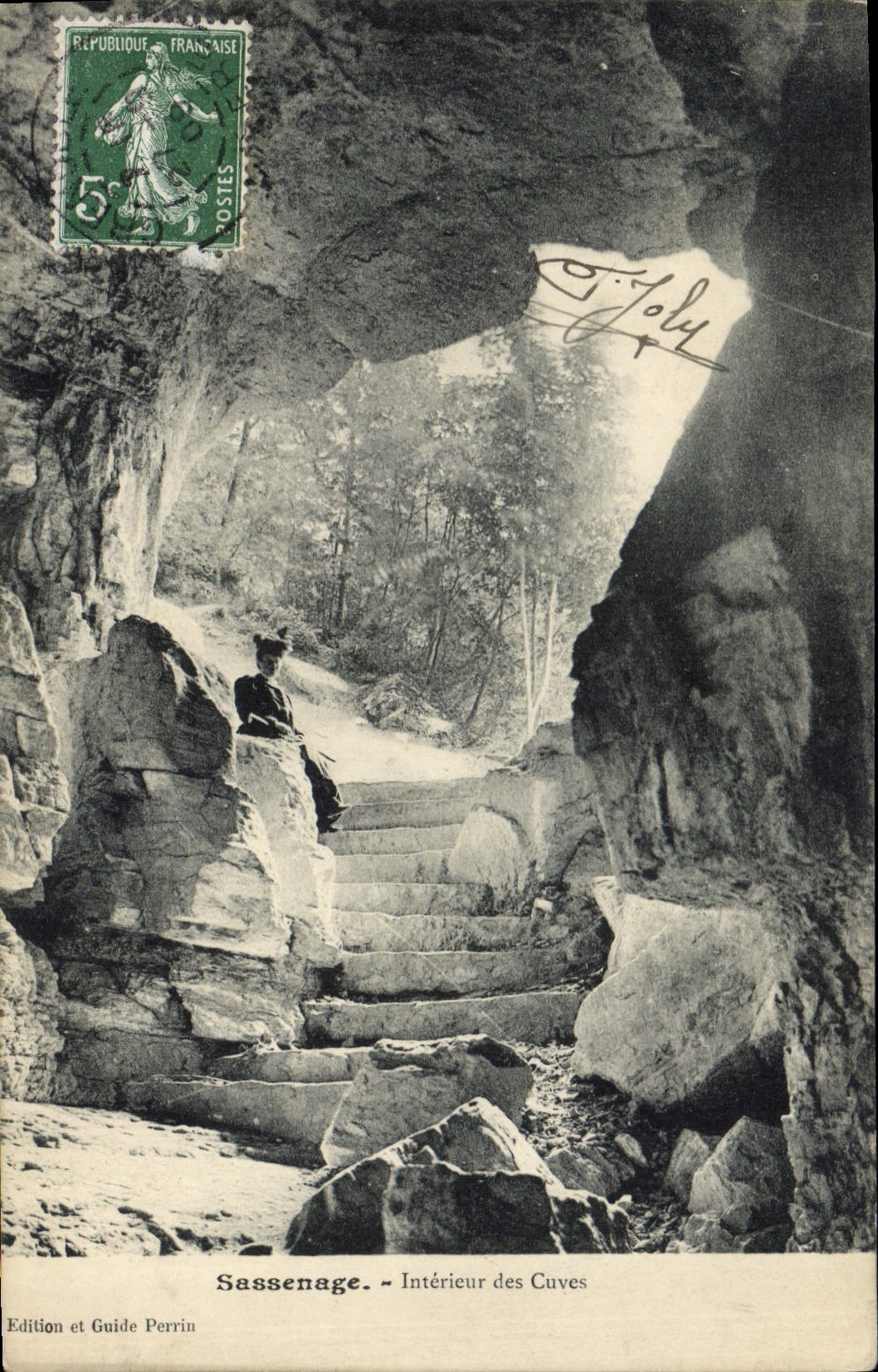 CPA Grotte Grottes Dauphine Sassenage Interieur des cuves Les escaliers