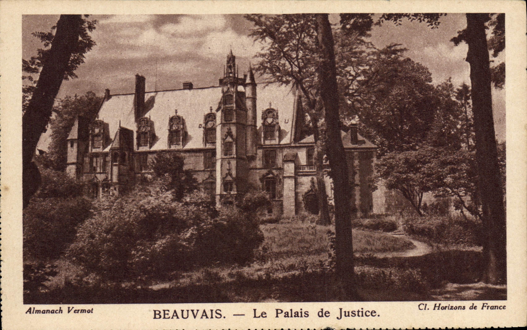 CPA Palais de justice Beauvais