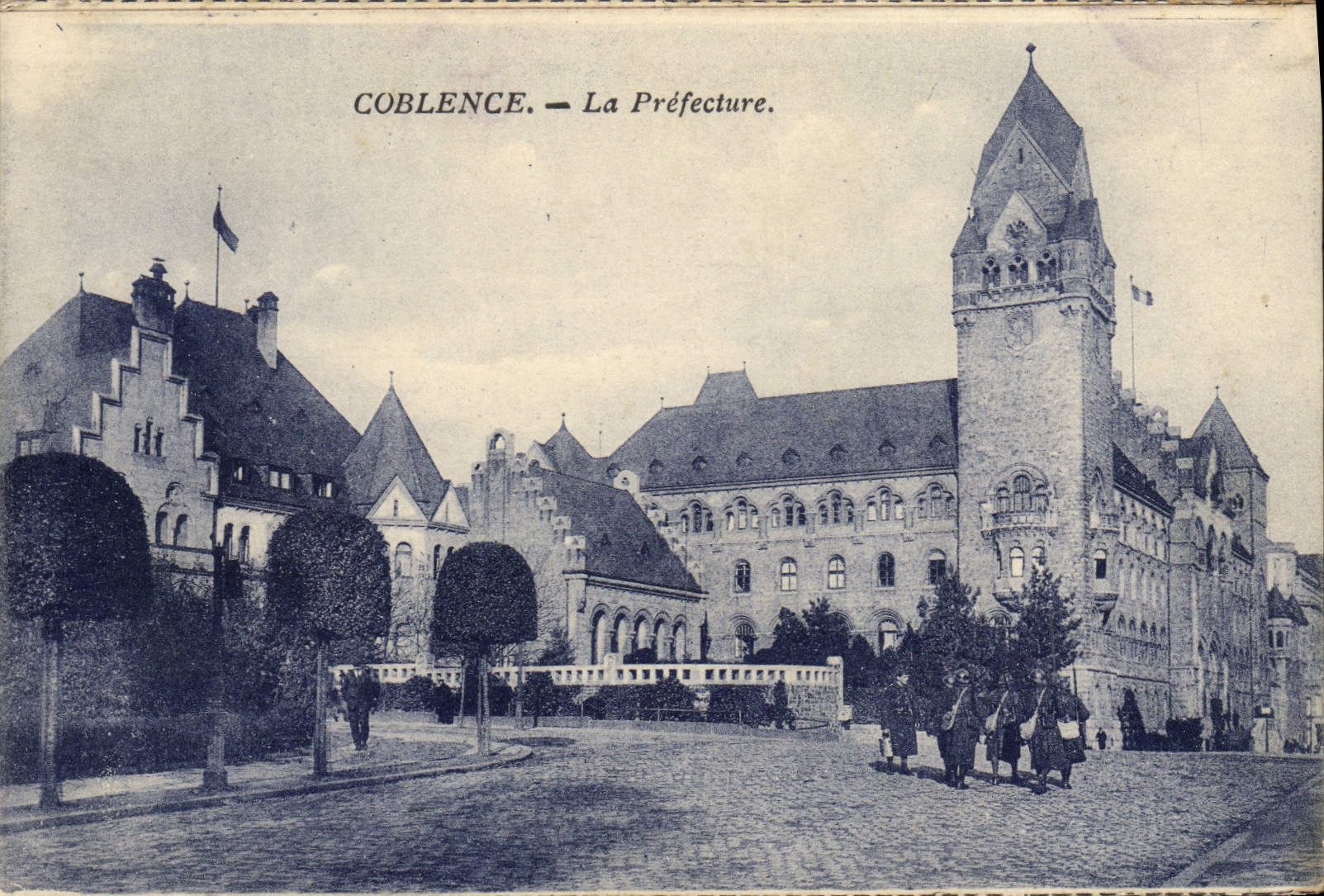 CPA Prefecture Coblence Soldats Militaria 