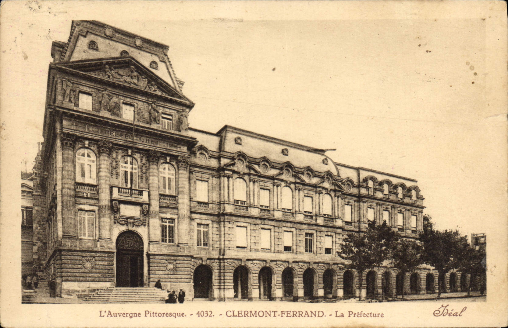 CPA Prefecture Clermont Ferrand