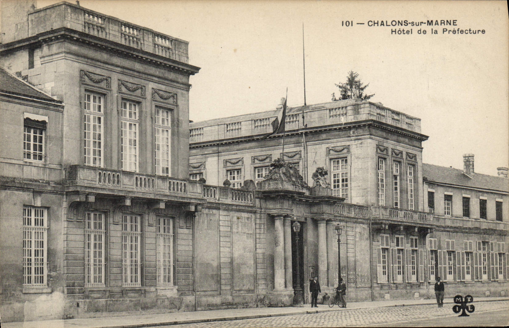 CPA Chalons sur Marne Hotel de la Prefecture