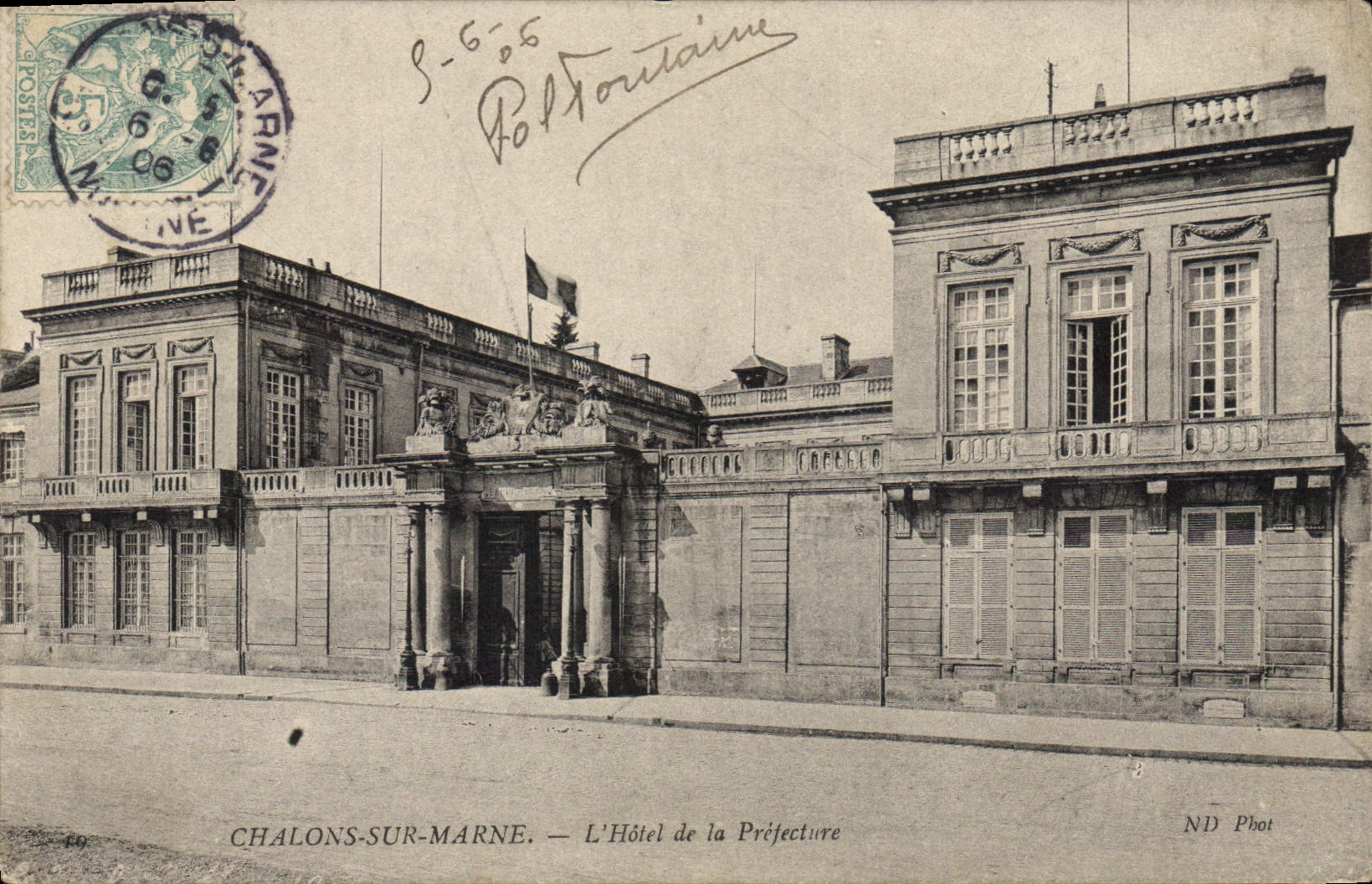 CPA Chalons sur Marne L'Hotel de la Prefecture