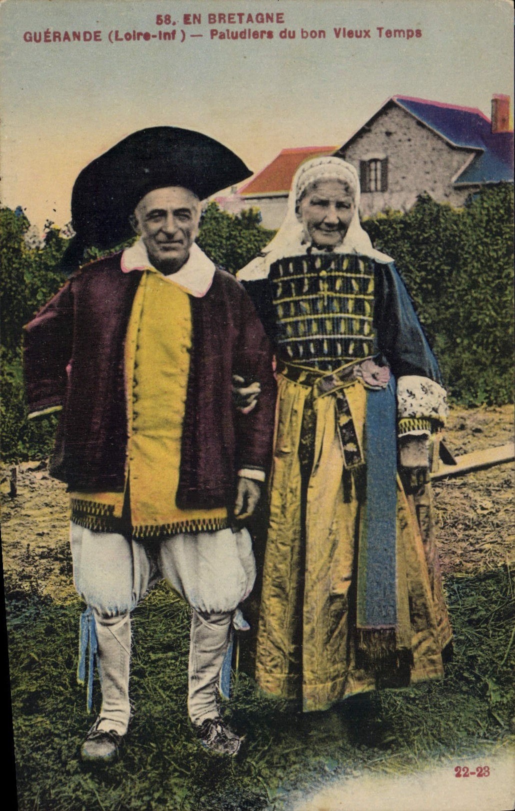 CPA Folklore Guerande Paludiers du bon vieux temps