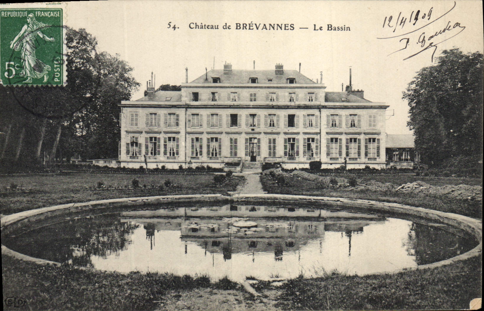 CPA Chateau de Brevannes Le bassin 