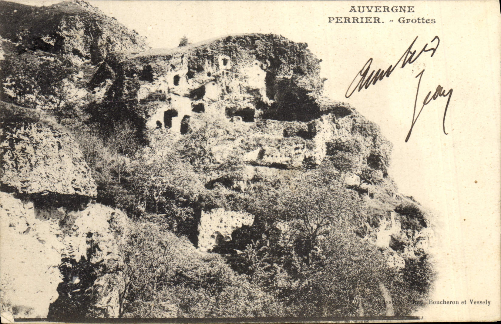 CPA Grotte Grottes Auvergne Perrier  