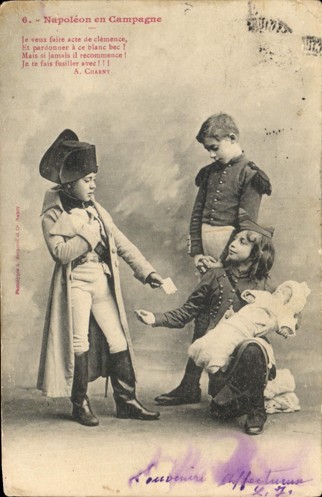 CPA Fantaisie Enfant Poupee Napoleon en campagne 