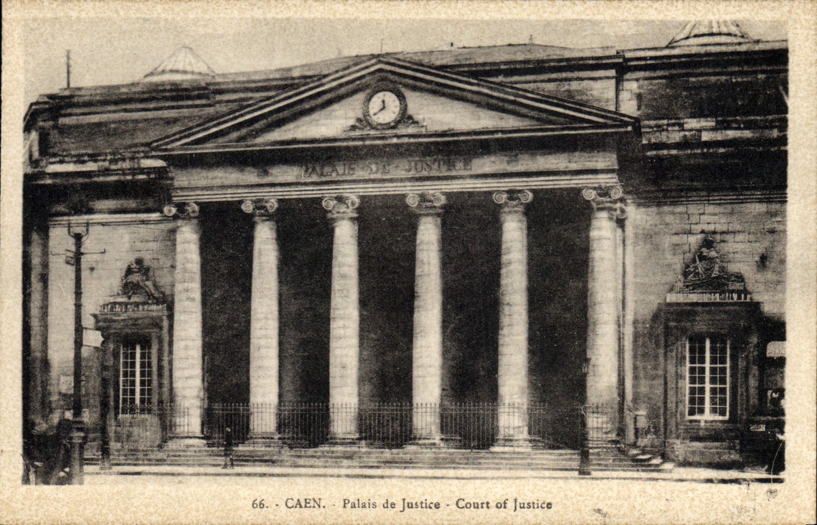 CPA Palais de justice Caen 
