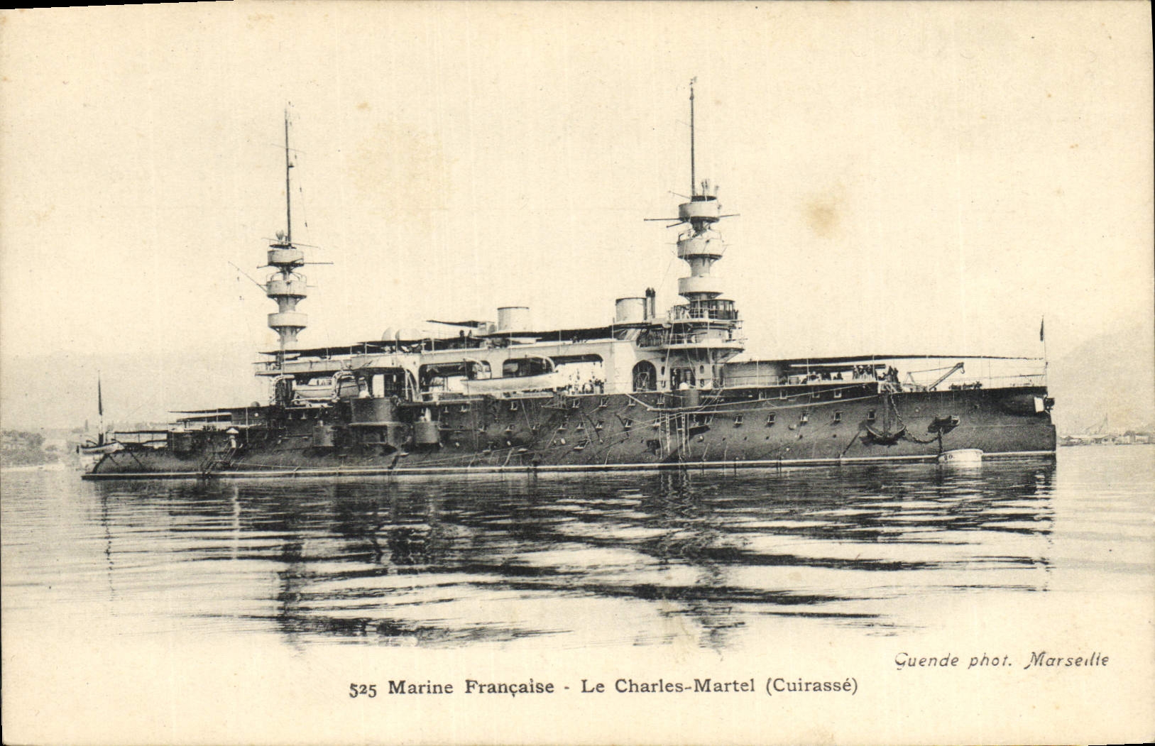 CPA Bateau de Guerre Le Charles Martel Cuirasse