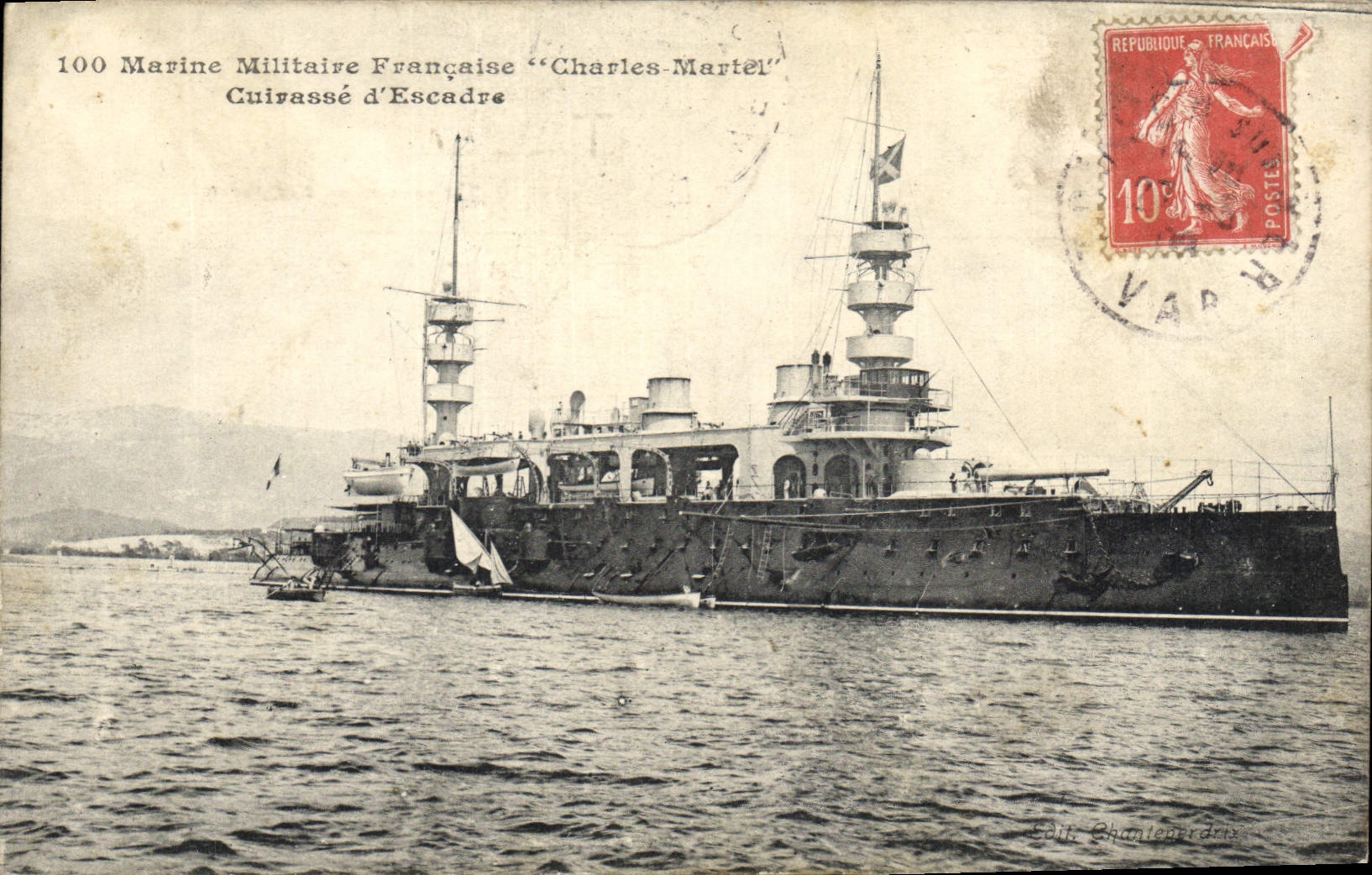 CPA Bateau de Guerre Le Charles Martel Cuirasse de 1ere classe