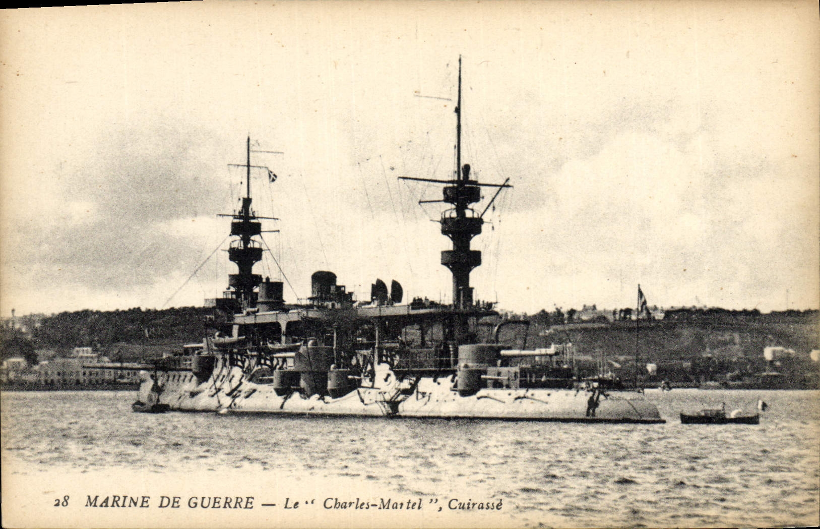CPA Bateau de Guerre Le Charles Martel Cuirasse