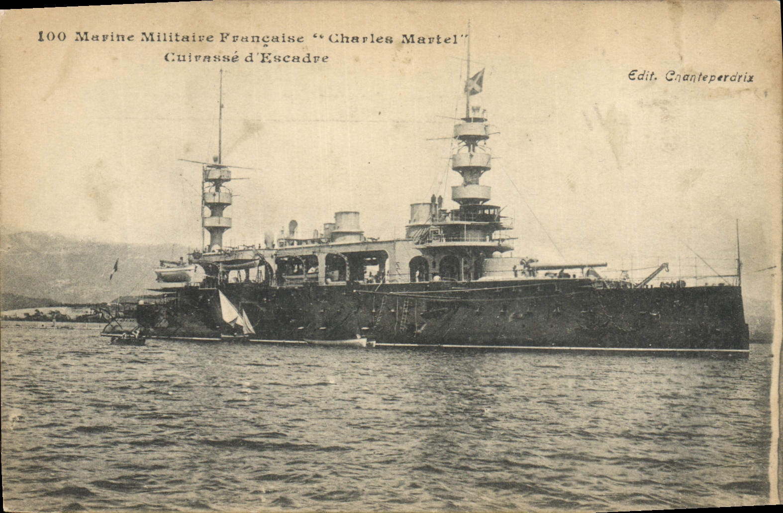CPA Bateau de Guerre Le Charles Martel Cuirasse d'escadre