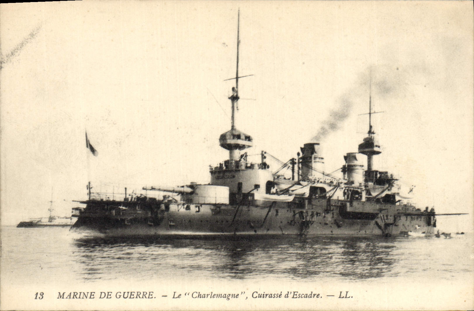CPA Bateau de Guerre Le Charlemagne Cuirasse d'escadre