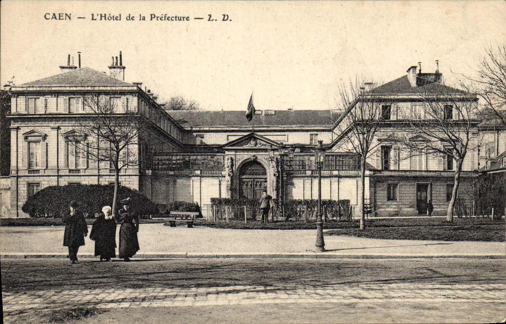 CPA Caen L'Hotel de la Prefecture  