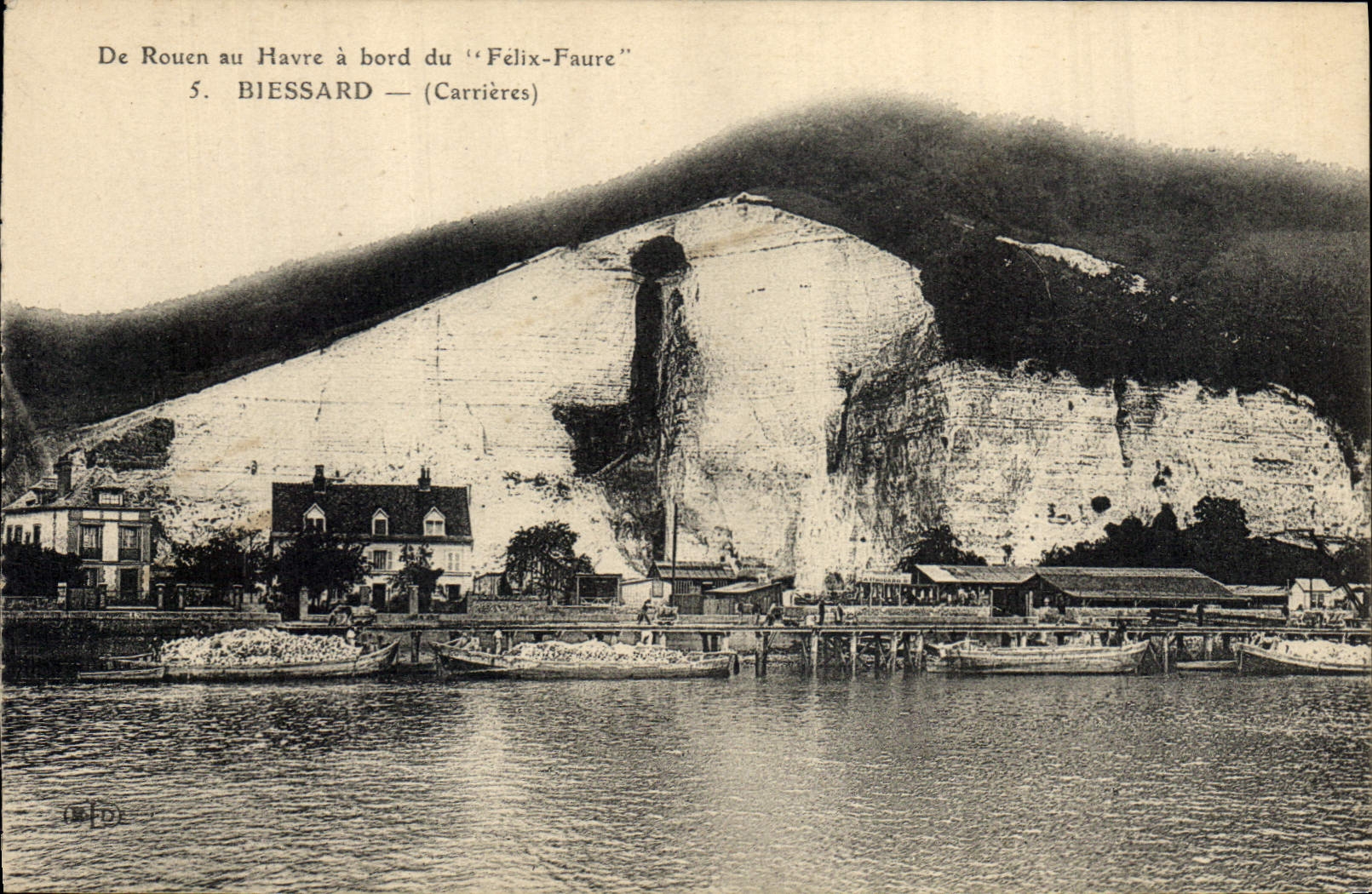 CPA Carrieres Biessard De Rouen au Havre a bord du Felix Faure